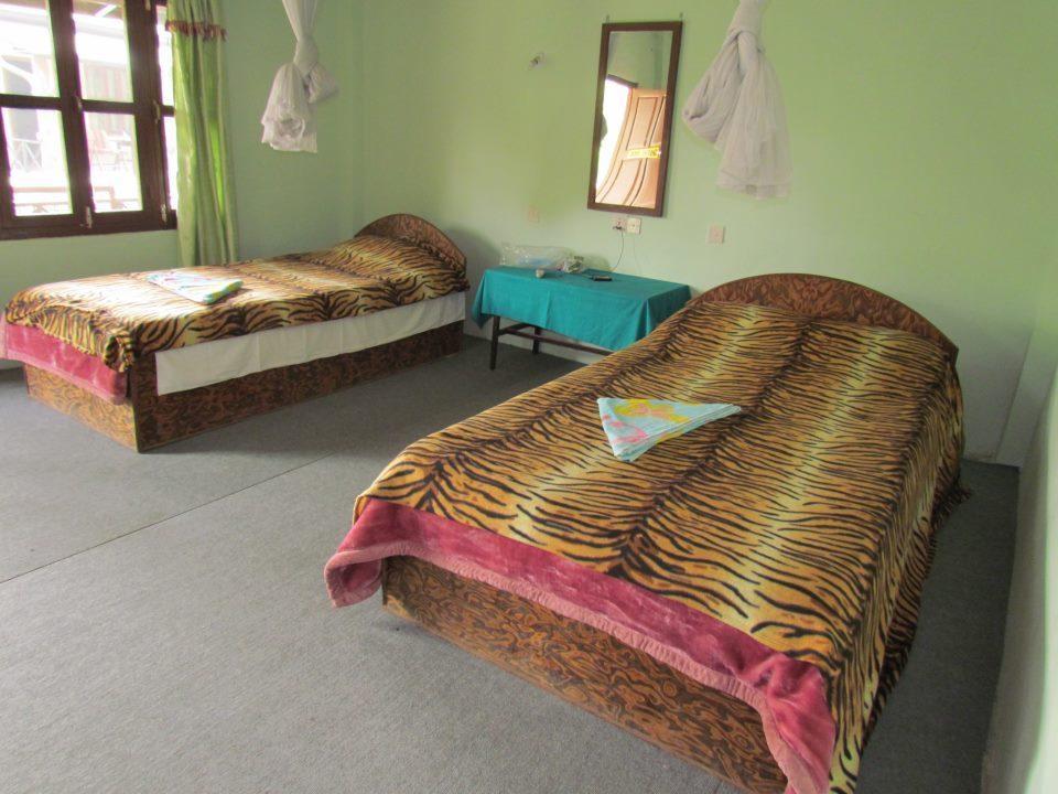 Chitwan Gaida Lodge Sauraha Ngoại thất bức ảnh